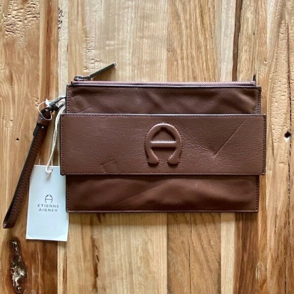 NEW Etienne Aigner Adeline Handle Wristlet Wallet - Picture 1 of 5